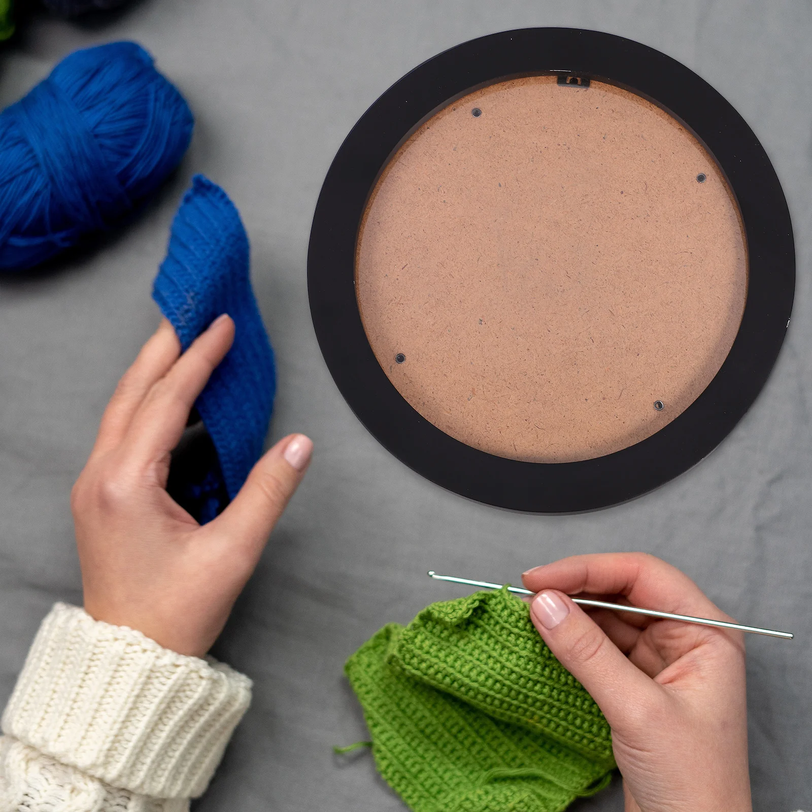 Round Photo Frame Small Embroidery Hoops Scroll Wind-up Toys Picture Resin Large Decor
Round Photo Frame Small Embroidery Hoops Scroll Wind-up Toys Picture Resin Large Decor