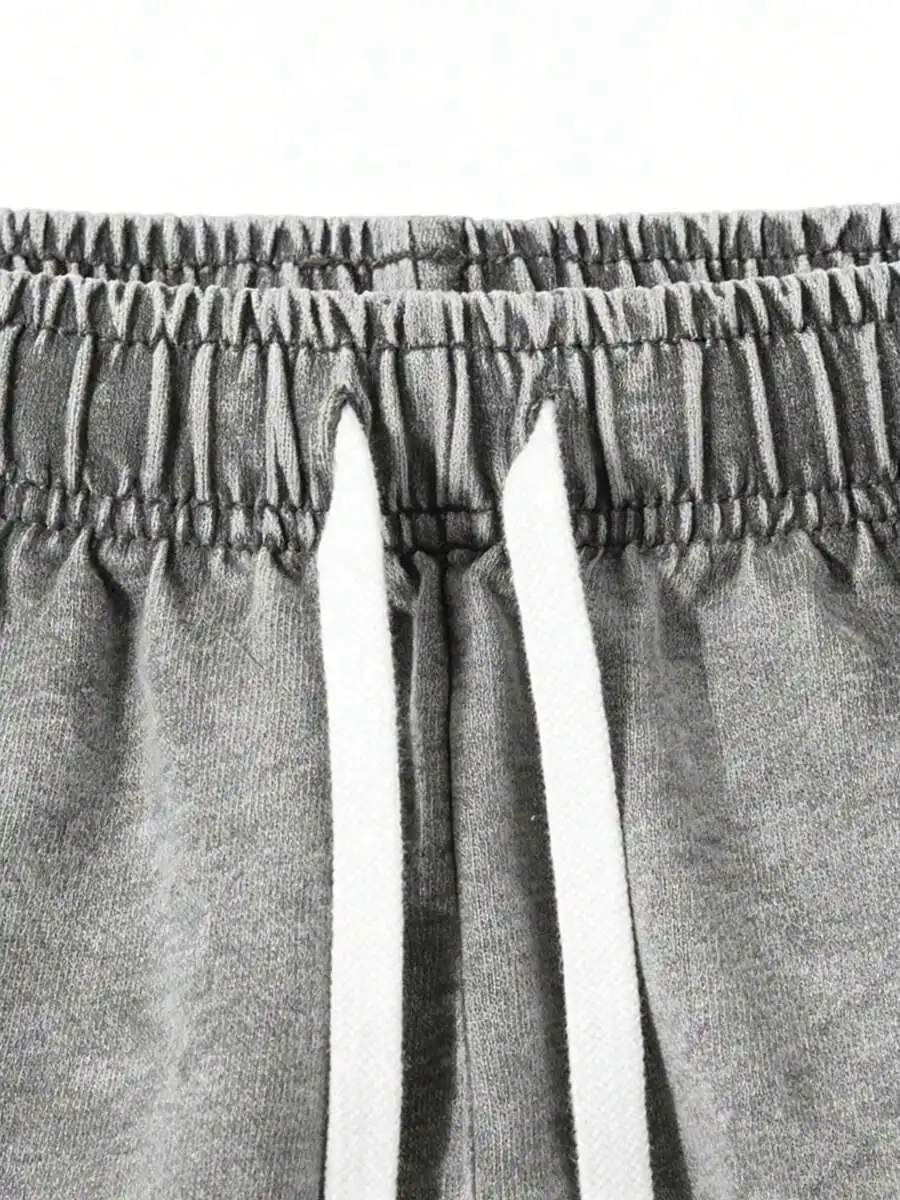 Mens Washed Cotton Streetwear Shorts With Elastic Waistband And White Drawstrings For Casual Summer Wear
Mens Washed Cotton Streetwear Shorts With Elastic Waistband And White Drawstrings For Casual Summer Wear
