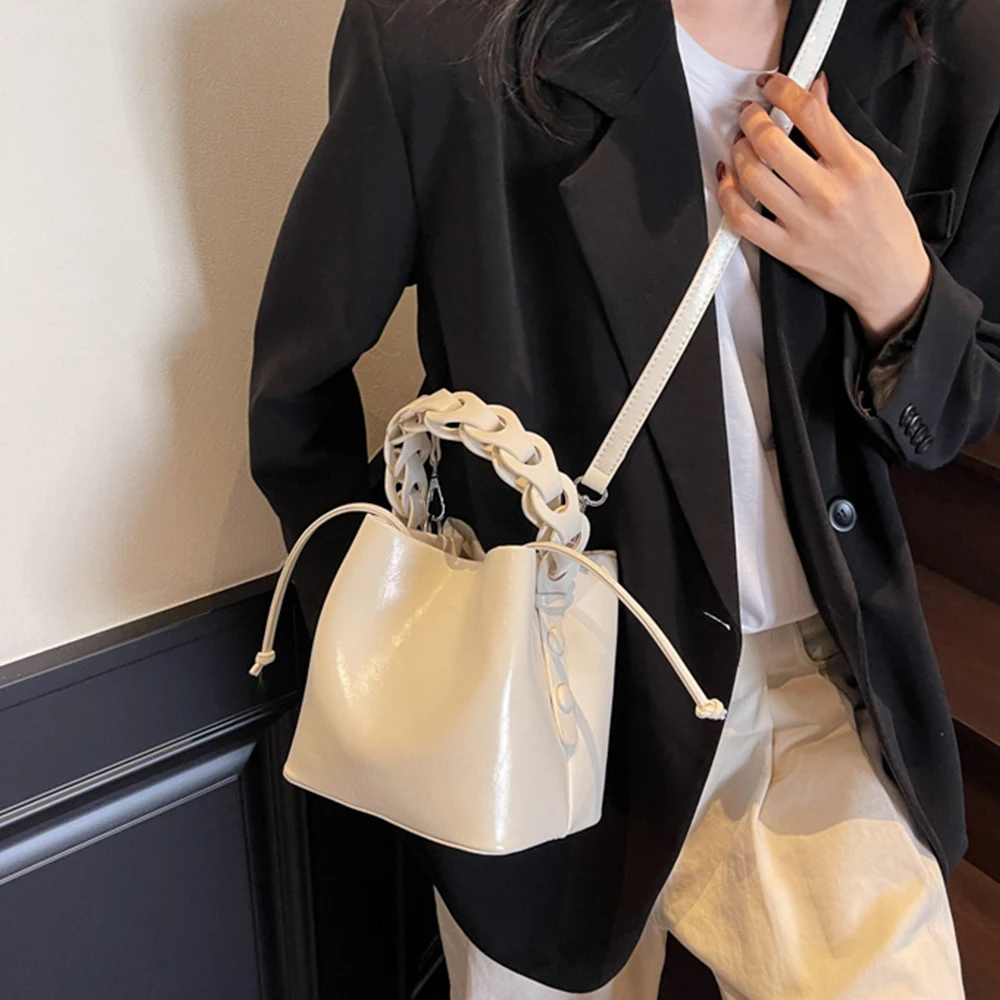 Fashion Mini Lady Handbag Leather Large Capacity Small Bucket Bags Purse Soft Totes Bucket Bag Daily Accessories
Fashion Mini Lady Handbag Leather Large Capacity Small Bucket Bags Purse Soft Totes Bucket Bag Daily Accessories