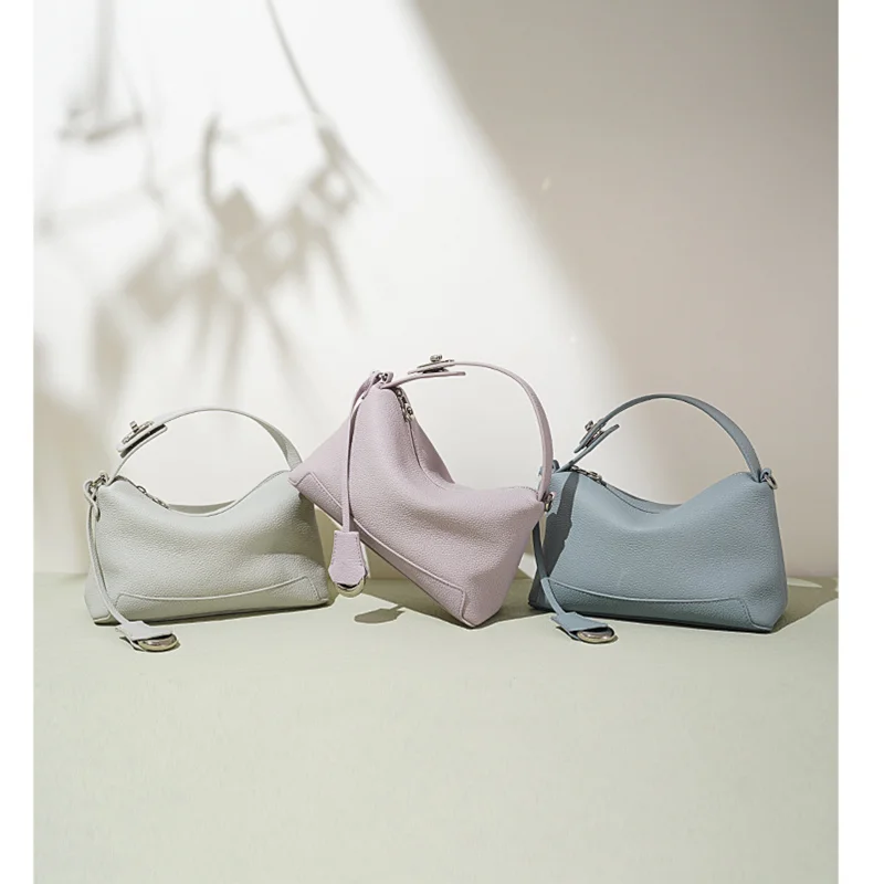 Early Spring 2026 Korean Style Niche Leather Handbag Top Layer Cowhide Versatile Commute Shoulder Crossbody Bag For Women
Early Spring 2026 Korean Style Niche Leather Handbag Top Layer Cowhide Versatile Commute Shoulder Crossbody Bag For Women