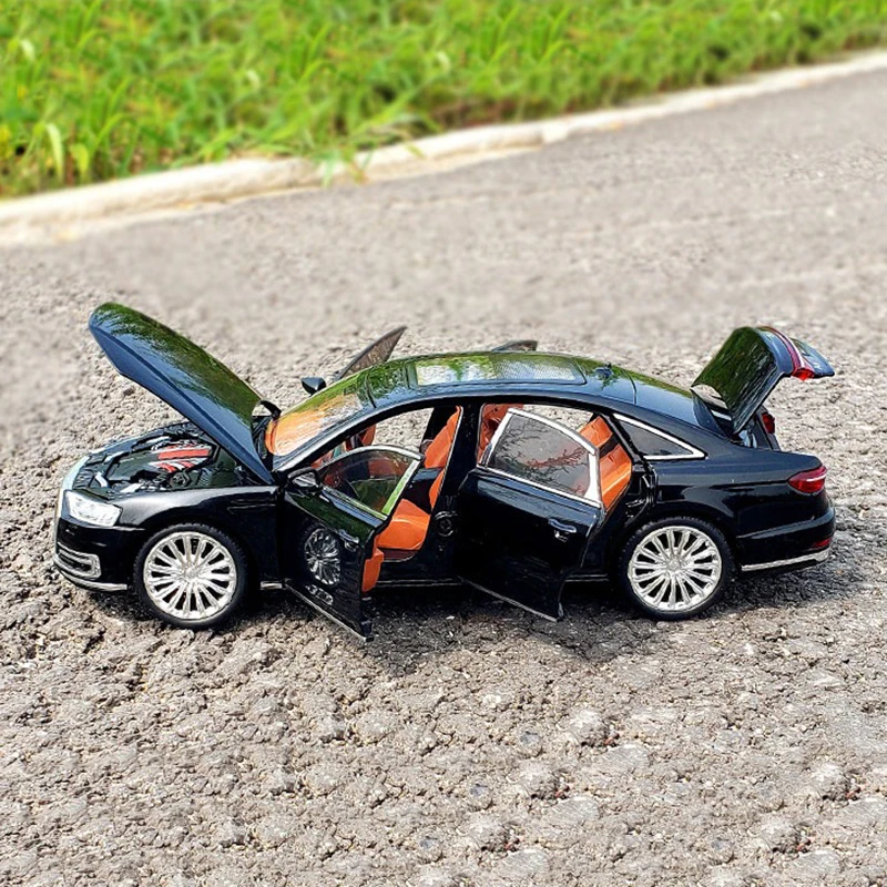 1:24 Diecast New A8 Alloy Car Model Sound Light Pull Back Car Collectibles Children's Toy Birthday Gift
1:24 Diecast New A8 Alloy Car Model Sound Light Pull Back Car Collectibles Children's Toy Birthday Gift