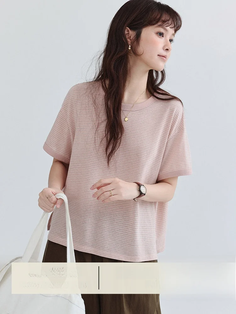 AMUU Original Summer Women's Loose Short Sleeve T-Shirt Pink Line Design Side Slit Casual Commute Style Polyester Cotton Blend
AMUU Original Summer Women's Loose Short Sleeve T-Shirt Pink Line Design Side Slit Casual Commute Style Polyester Cotton Blend