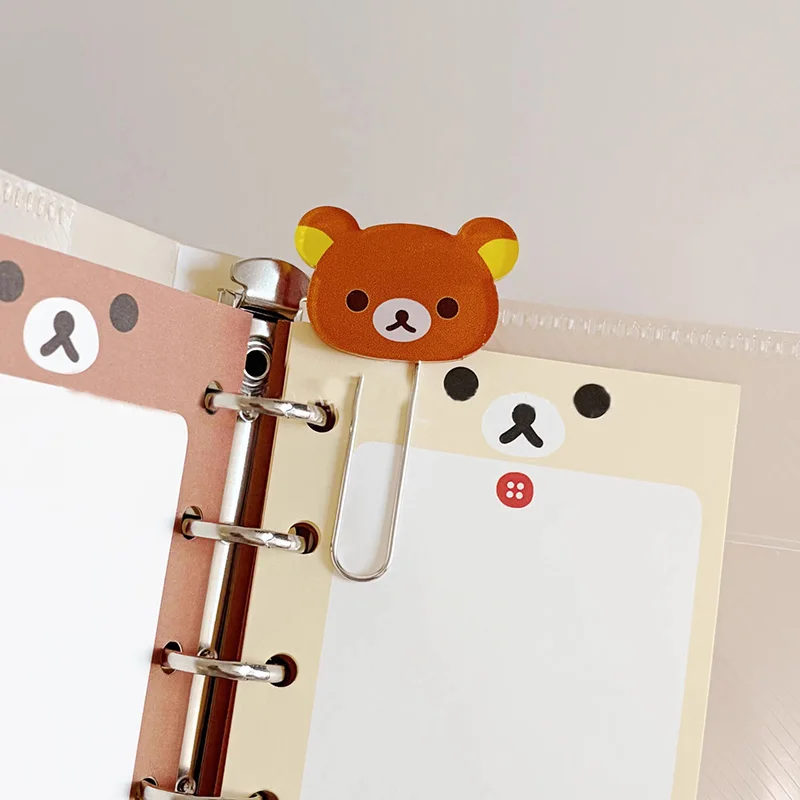 Милая закладка Rilakkuma, мультяшная креативная акриловая записная книжка, скрепки для бумаг, украшение для студенческого журнала, офисные канцелярские принадлежности, подарки для девочек
Милая закладка Rilakkuma, мультяшная креативная акриловая записная книжка, скрепки для бумаг, украшение для студенческого журнала, офисные канцелярские принадлежности, подарки для девочек