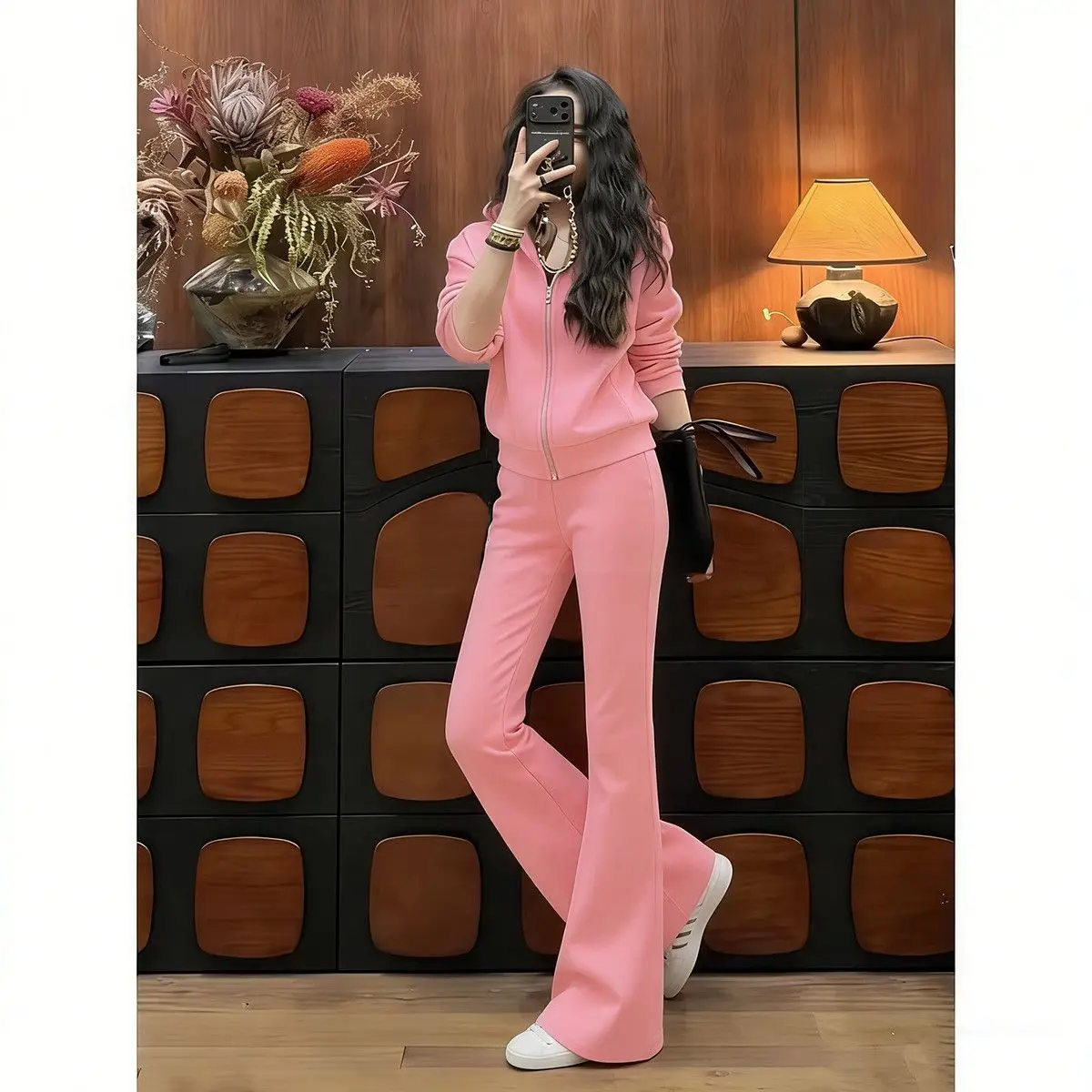 Early Spring Casual Sportswear Pink Hoodie Set Cool Girl Loose Fit Two-Piece Fashion Set Polyester Fiber Spring Style
Early Spring Casual Sportswear Pink Hoodie Set Cool Girl Loose Fit Two-Piece Fashion Set Polyester Fiber Spring Style