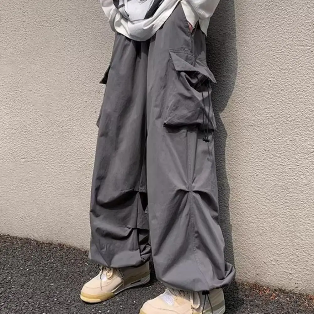 Black Men's Pants Oversize Pants High Street Fashion Wide leg Men's Cargo Pants Streetwear Fashion Harem Pant Men
Black Men's Pants Oversize Pants High Street Fashion Wide leg Men's Cargo Pants Streetwear Fashion Harem Pant Men