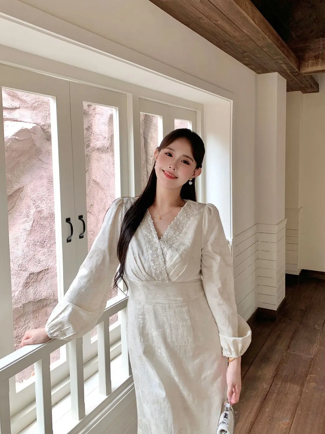 MB Женский длинный трапециевидный силуэт большого размера Dr V-Ne, вышитый бисером, осень-зима, высокая талия, французский Sle, полиэфирное волокно Dr
MB Женский длинный трапециевидный силуэт большого размера Dr V-Ne, вышитый бисером, осень-зима, высокая талия, французский Sle, полиэфирное волокно Dr