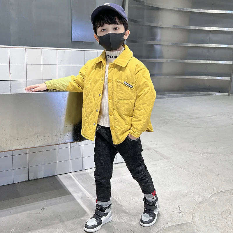 Осень-зима, тонкая хлопковая тюнетная одежда для мальчиков, верхняя одежда, новая версия 2025 года, универсальный топ с отложным воротником для маленьких мальчиков...
Осень-зима, тонкая хлопковая тюнетная одежда для мальчиков, верхняя одежда, новая версия 2025 года, универсальный топ с отложным воротником для маленьких мальчиков...