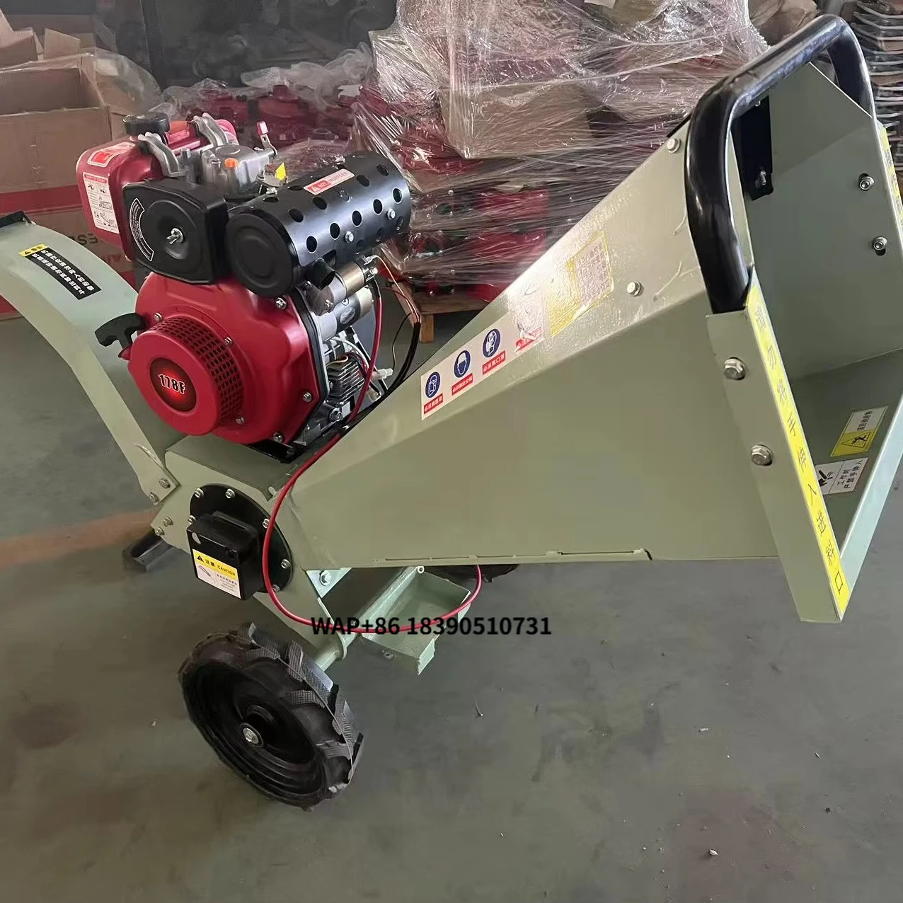 150-type Wood Chipper Movable 220v Garden Orchard Core Motor Engine Wood Chipper Shredder Machine Tree Branch Crusher
150-type Wood Chipper Movable 220v Garden Orchard Core Motor Engine Wood Chipper Shredder Machine Tree Branch Crusher