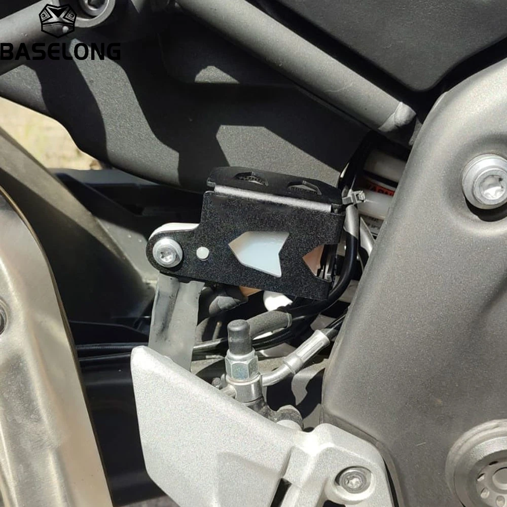 FOR VOGE RR660S DS525X DS625X DS800X DS 525 X 2023-2024-2025-2026-2027 Rear Brake Reservoir Oil Fluid Tank Cover Guard Protector
FOR VOGE RR660S DS525X DS625X DS800X DS 525 X 2023-2024-2025-2026-2027 Rear Brake Reservoir Oil Fluid Tank Cover Guard Protector