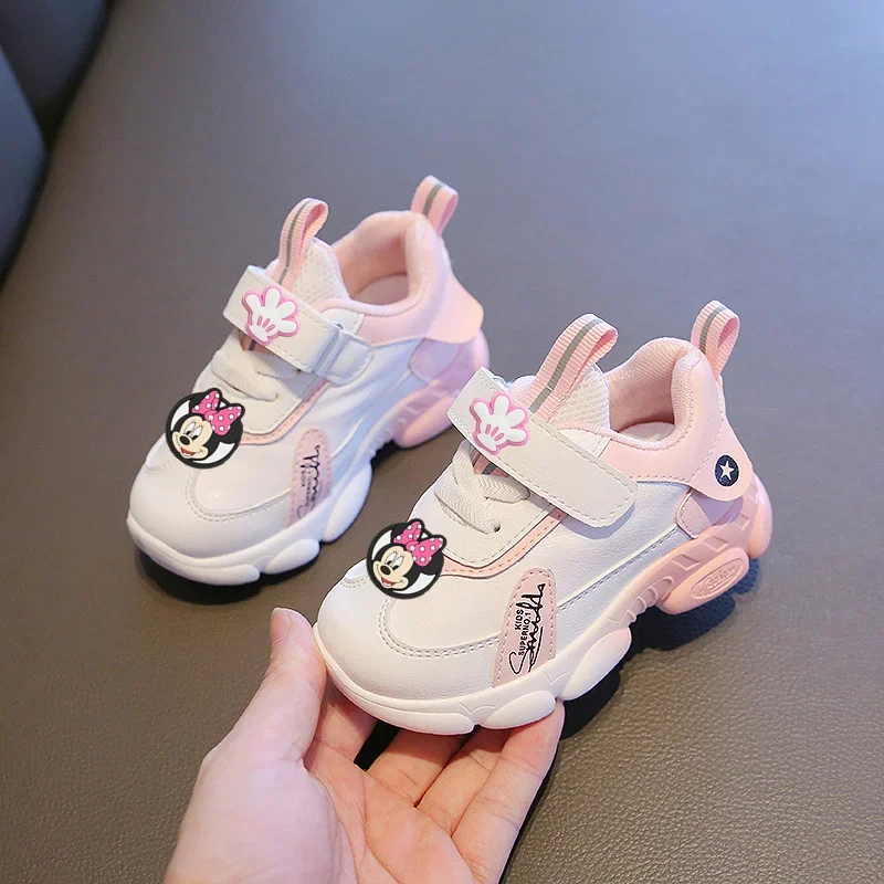 New Boys Girls Soft Sole Baby Casual Shoes Disney Minnie Mouse Sneakers Spring Autumn Sports Shoes Children Toddler Shoe
New Boys Girls Soft Sole Baby Casual Shoes Disney Minnie Mouse Sneakers Spring Autumn Sports Shoes Children Toddler Shoe