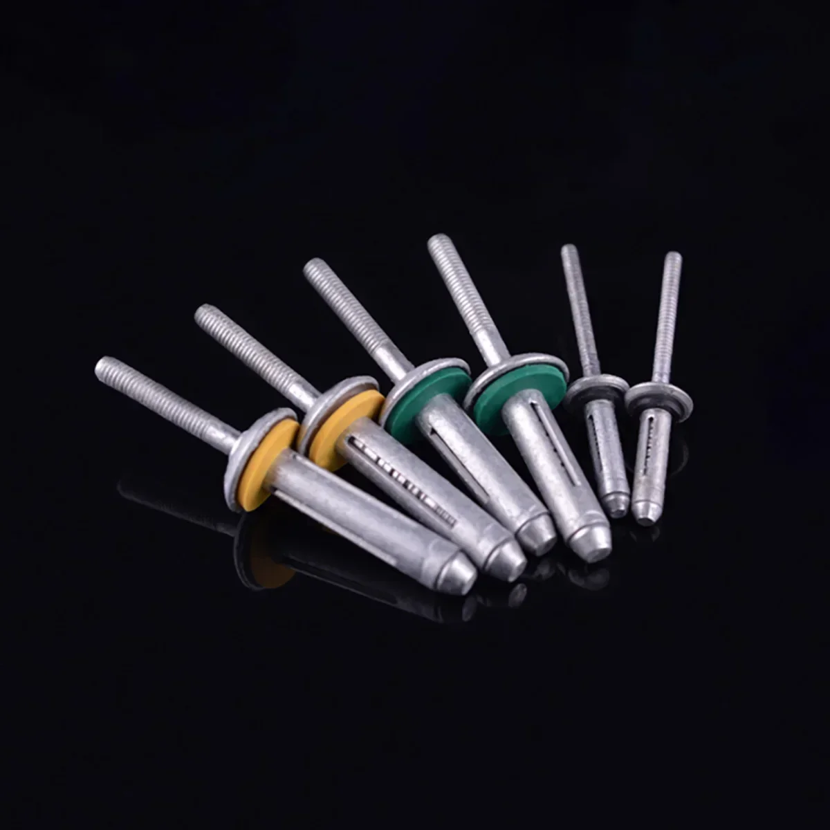 Waterproof Lantern Discount Type Pop Rivets
Waterproof Lantern Discount Type Pop Rivets