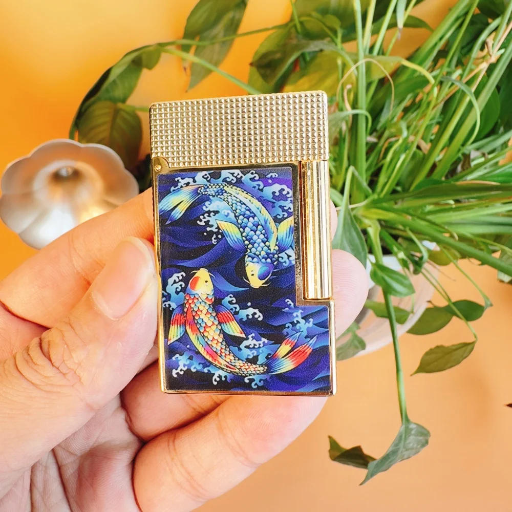 Luxury goldfish blessing style pure copper lighter butane gas refill loud sound men's gift accessories set
Luxury goldfish blessing style pure copper lighter butane gas refill loud sound men's gift accessories set