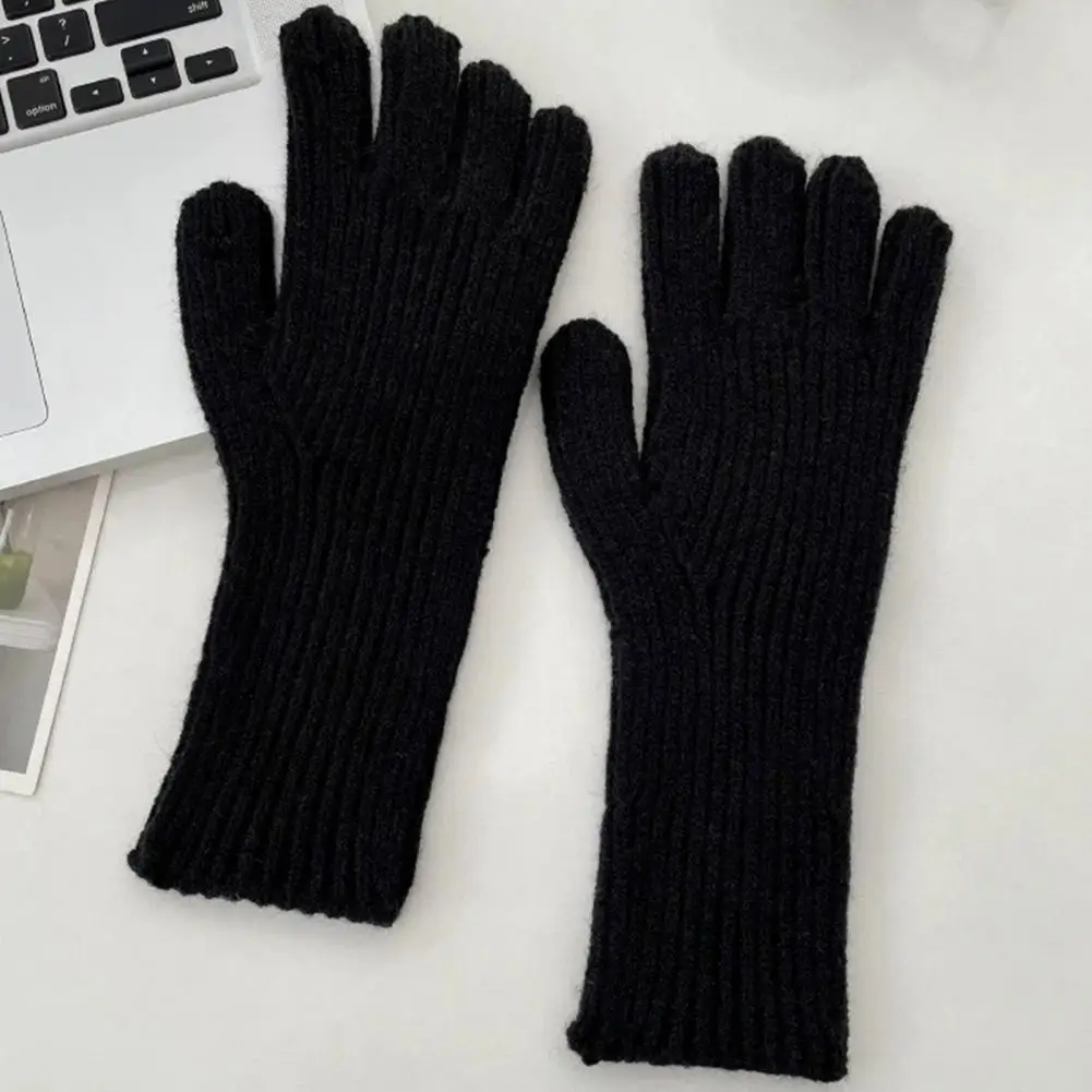 Anti-slip Gloves Solid Color Gloves Soft Knitted Winter Gloves with Touchscreen Function Anti-slip Design Cold-proof for Outdoor
Anti-slip Gloves Solid Color Gloves Soft Knitted Winter Gloves with Touchscreen Function Anti-slip Design Cold-proof for Outdoor