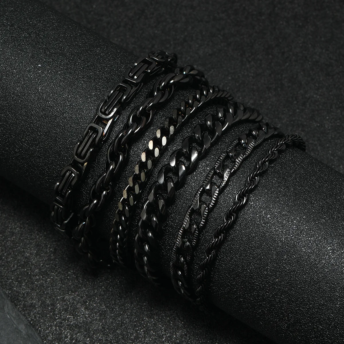 Hip Hop Trendy Cuban Chain Men's Bracelet Classic Stainless Steel Bracelet 4/6/8mm Width For Men Women Jewelry Gift New Style
Hip Hop Trendy Cuban Chain Men's Bracelet Classic Stainless Steel Bracelet 4/6/8mm Width For Men Women Jewelry Gift New Style