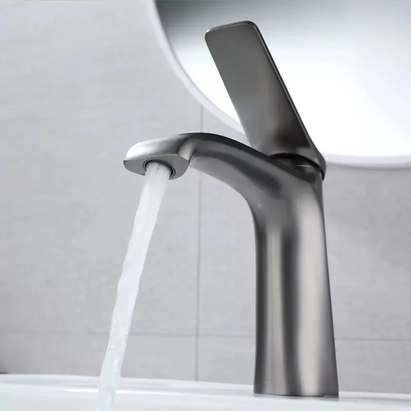 All Copper Material Surface Plating Countertop Basin Faucet Hot And Cold Water Mixer Taps Bathroom Accessories
All Copper Material Surface Plating Countertop Basin Faucet Hot And Cold Water Mixer Taps Bathroom Accessories