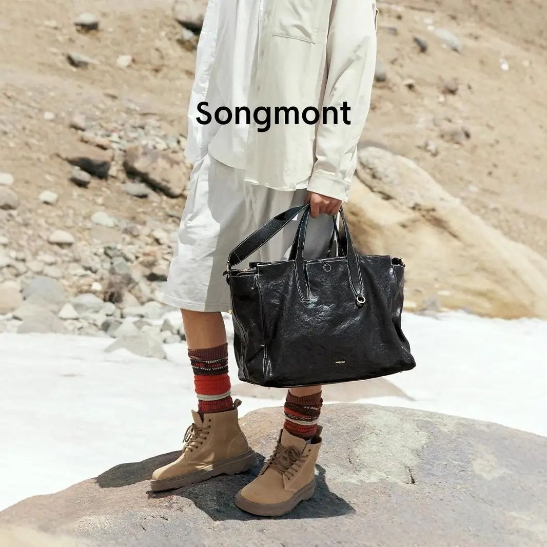 Songmont Large Travel Bag Tracking Series Vegetable Tanned Cowhide Diagonal Handbag
Songmont Large Travel Bag Tracking Series Vegetable Tanned Cowhide Diagonal Handbag