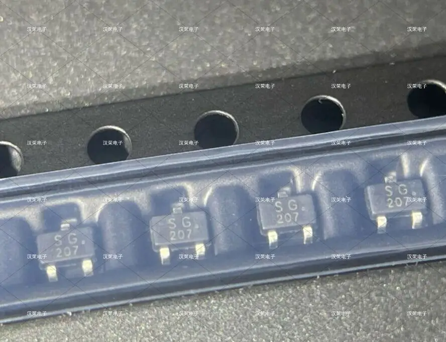 20PCS/50PCS/100PCS/1000PCS New original 2SA1586-GR(TE85L) 2SA1586-GR 2SA1586 PNP 50V 150mA SOT-323 silk screen SG
20PCS/50PCS/100PCS/1000PCS New original 2SA1586-GR(TE85L) 2SA1586-GR 2SA1586 PNP 50V 150mA SOT-323 silk screen SG