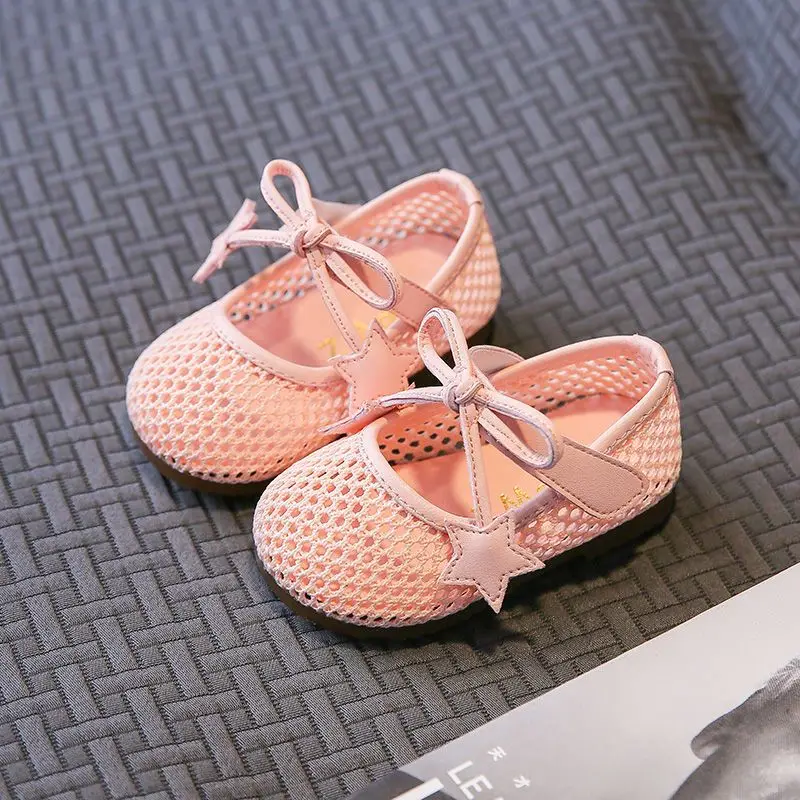Summer New Girls Infant Toddler Sandals 0-3 Years Soft Sole Non-Slip Princess Walking Shoes with Bow
Summer New Girls Infant Toddler Sandals 0-3 Years Soft Sole Non-Slip Princess Walking Shoes with Bow