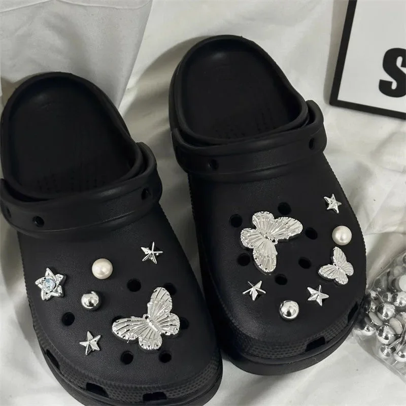 Luxurious Rhinestone Butterfly Charms for Crocs Lovely Shoe Decoration Buckle Shoe Charm Accessories Kids Party Girls Gift
Luxurious Rhinestone Butterfly Charms for Crocs Lovely Shoe Decoration Buckle Shoe Charm Accessories Kids Party Girls Gift