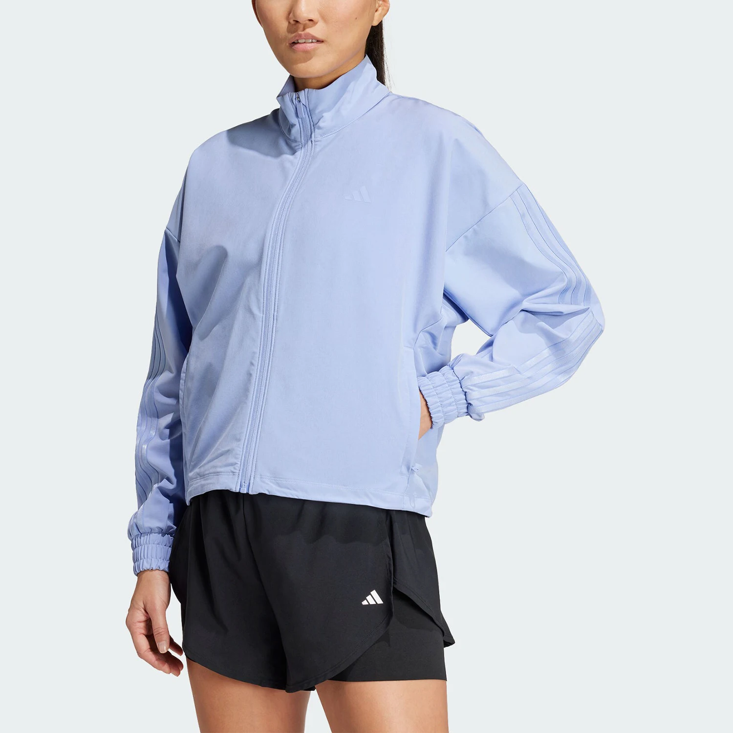 Официальная женская куртка для фитнеса Adidas Authentic PACER W JACKET IX1702
Официальная женская куртка для фитнеса Adidas Authentic PACER W JACKET IX1702