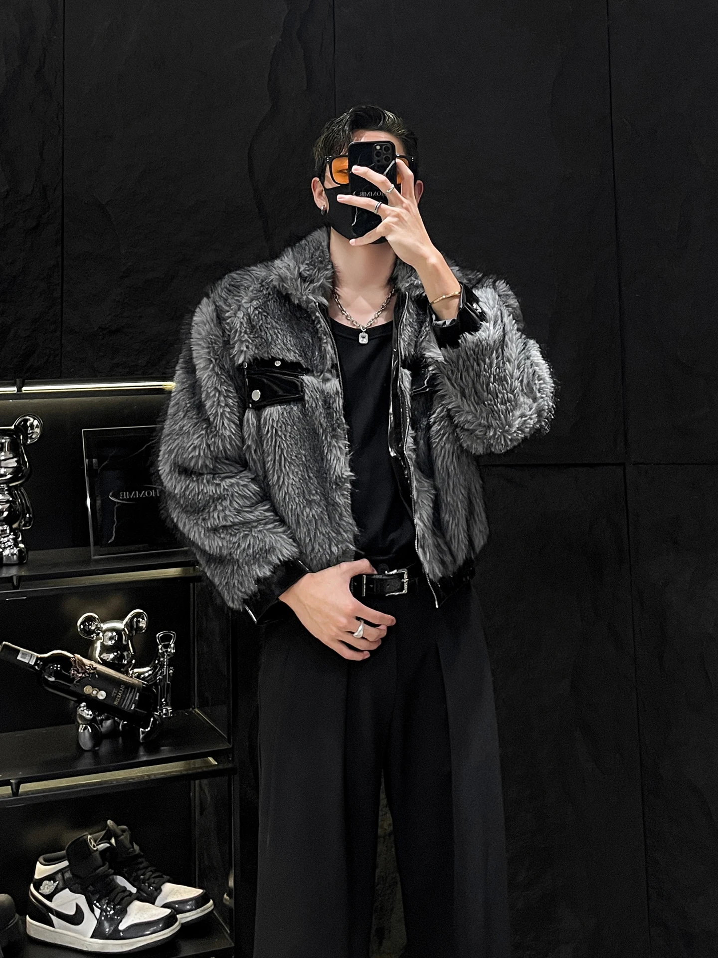 Высококачественная мужская куртка из искусственной норки, осенне-зимняя теплая пушистая лоскутная кожаная верхняя часть тела, свободная посадка
Высококачественная мужская куртка из искусственной норки, осенне-зимняя теплая пушистая лоскутная кожаная верхняя часть тела, свободная посадка