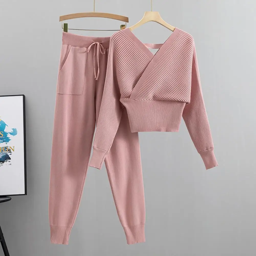 Women Long Sleeve Suit Spring Top Pants Set Women's V Neck Crop Top Sweatpants Set with Drawstring Waist Long Sleeve for Spring
Women Long Sleeve Suit Spring Top Pants Set Women's V Neck Crop Top Sweatpants Set with Drawstring Waist Long Sleeve for Spring