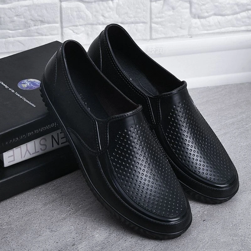 Летняя непромокаемая мужская обувь на низкой плоской подошве для шеф-повара, нескользящая обувь для рыбалки на открытом воздухе, модные оригинальные дешевые непромокаемые сапоги для мужчин
Летняя непромокаемая мужская обувь на низкой плоской подошве для шеф-повара, нескользящая обувь для рыбалки на открытом воздухе, модные оригинальные дешевые непромокаемые сапоги для мужчин