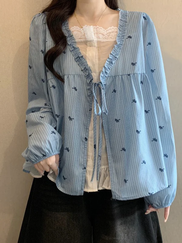 Blue Striped Embroidered Motif Doll Shirt Women's Shoulder Length Sleeve Korean Style Loose Fit Casual Fashion Top
Blue Striped Embroidered Motif Doll Shirt Women's Shoulder Length Sleeve Korean Style Loose Fit Casual Fashion Top
