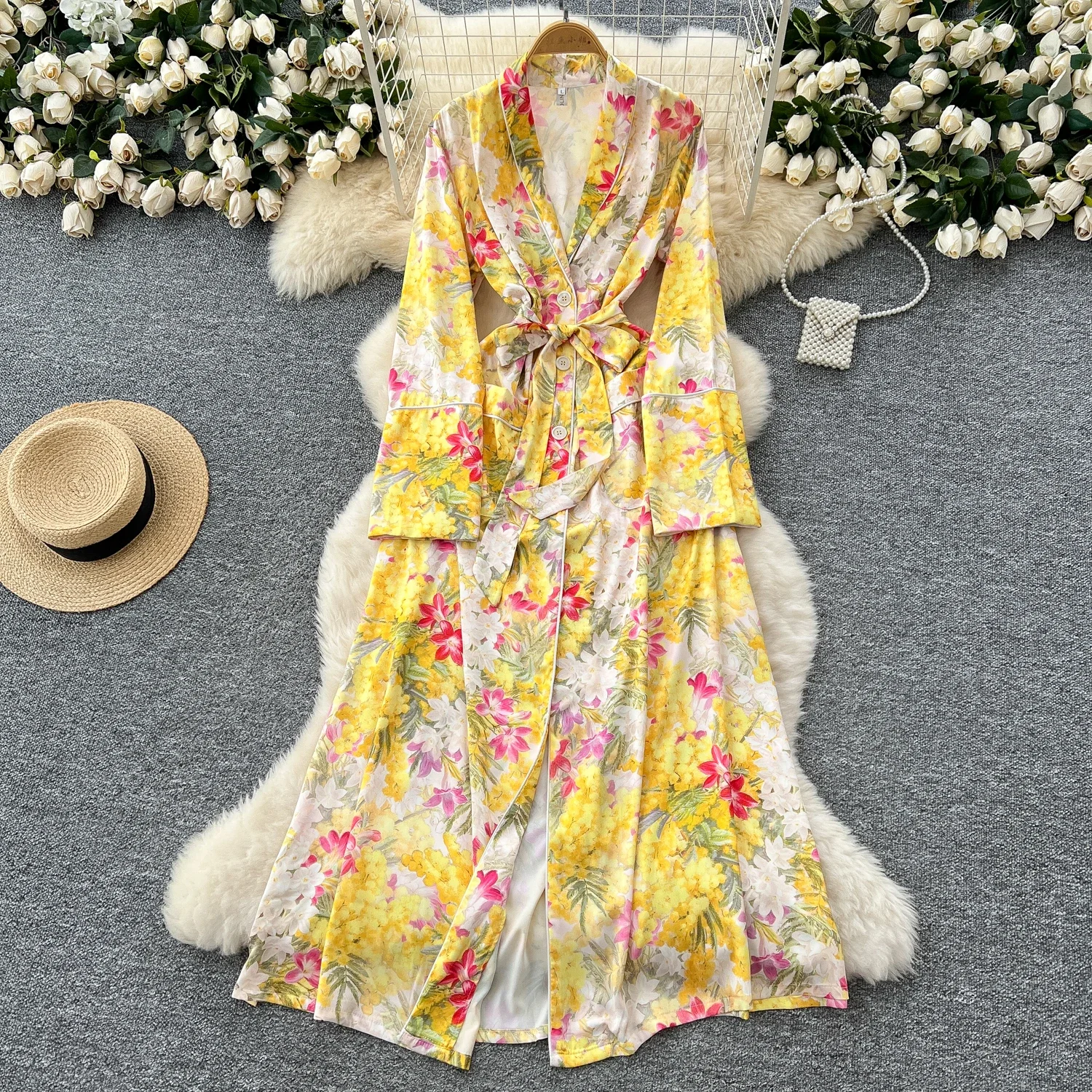 lace-up Long print Sleeve V-neck Single Breasted Dress A-line Casual Women Fashion Autumn Spring Vestidos Beach long Dress
lace-up Long print Sleeve V-neck Single Breasted Dress A-line Casual Women Fashion Autumn Spring Vestidos Beach long Dress
