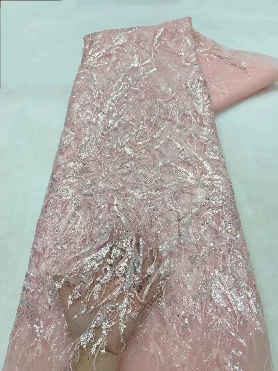 2024 High Quality Pink African Sequins Lace Fabric Tulle French Nigerian Mesh Lace Fabric For Wedding Party Dress Sew LXX24112
2024 High Quality Pink African Sequins Lace Fabric Tulle French Nigerian Mesh Lace Fabric For Wedding Party Dress Sew LXX24112