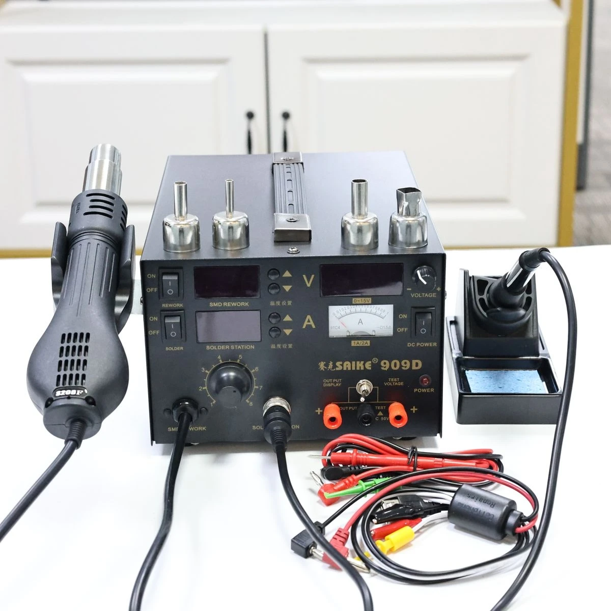 SAIKE 909D SMD Rework Soldering Station 3 In 1 Heat Gun Desoldering DC Power Supply For PCB Repair
SAIKE 909D SMD Rework Soldering Station 3 In 1 Heat Gun Desoldering DC Power Supply For PCB Repair