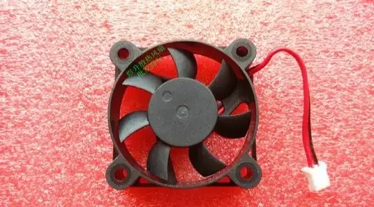 4010M12S ND5 DC12V 0,16A 4 см 40*40*10 мм 2 коммерческих вентиляционных отверстий и полезных опытов
4010M12S ND5 DC12V 0,16A 4 см 40*40*10 мм 2 коммерческих вентиляционных отверстий и полезных опытов