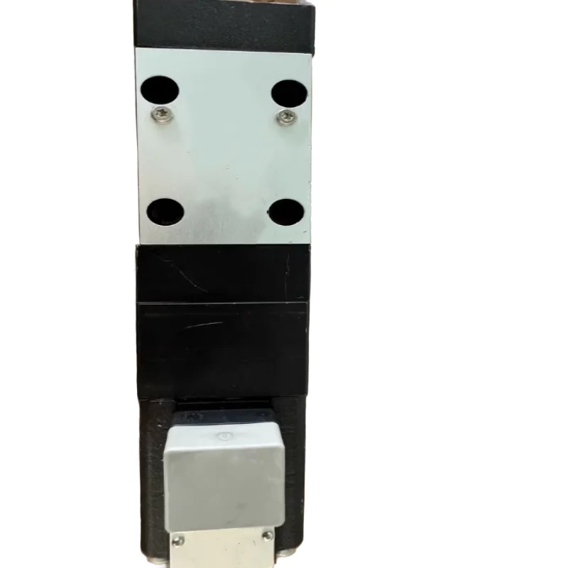 Brand New Original Proportional Directional Control Valve RZMO-A-030/210 RZMO-A-030/315 RZMO-A-030/315 RZME-A-010/350/18
Brand New Original Proportional Directional Control Valve RZMO-A-030/210 RZMO-A-030/315 RZMO-A-030/315 RZME-A-010/350/18