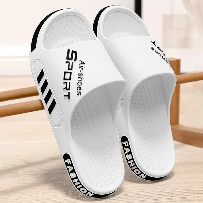 New Arrival Men's Fashionable Summer Slippers PVC Trendy Anti-Slip Wear-Resistant Odor-Control Outdoor Indoor Slippers for Men
New Arrival Men's Fashionable Summer Slippers PVC Trendy Anti-Slip Wear-Resistant Odor-Control Outdoor Indoor Slippers for Men