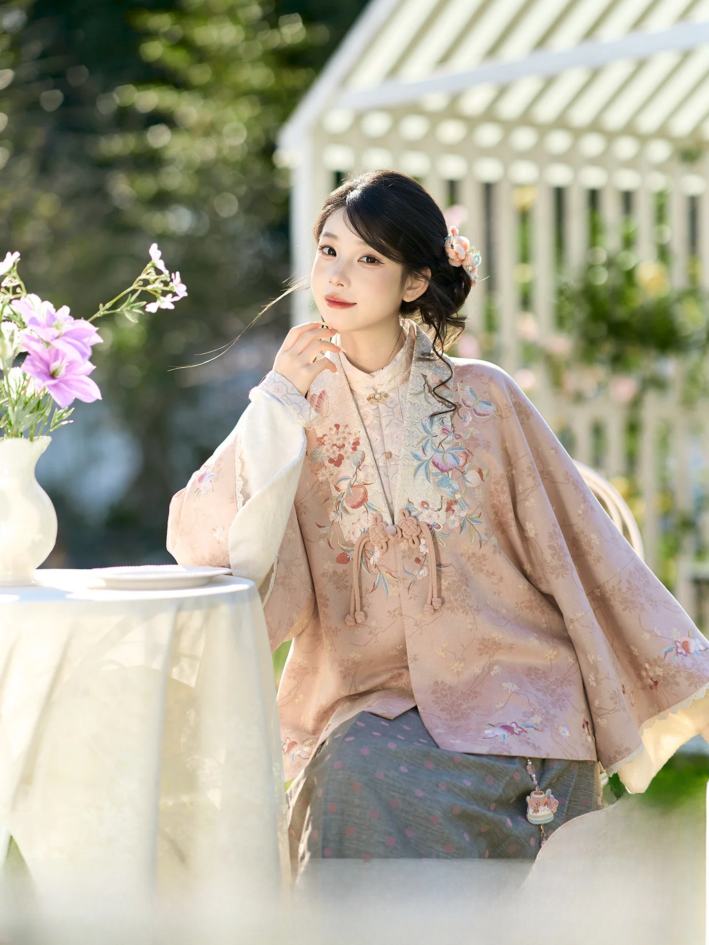 July Evening Original Mist in Poem Embroidered Stand Collar irt Eight Parts Hanfu Set Women's Faion Ancient Chinese Clothing
July Evening Original Mist in Poem Embroidered Stand Collar irt Eight Parts Hanfu Set Women's Faion Ancient Chinese Clothing