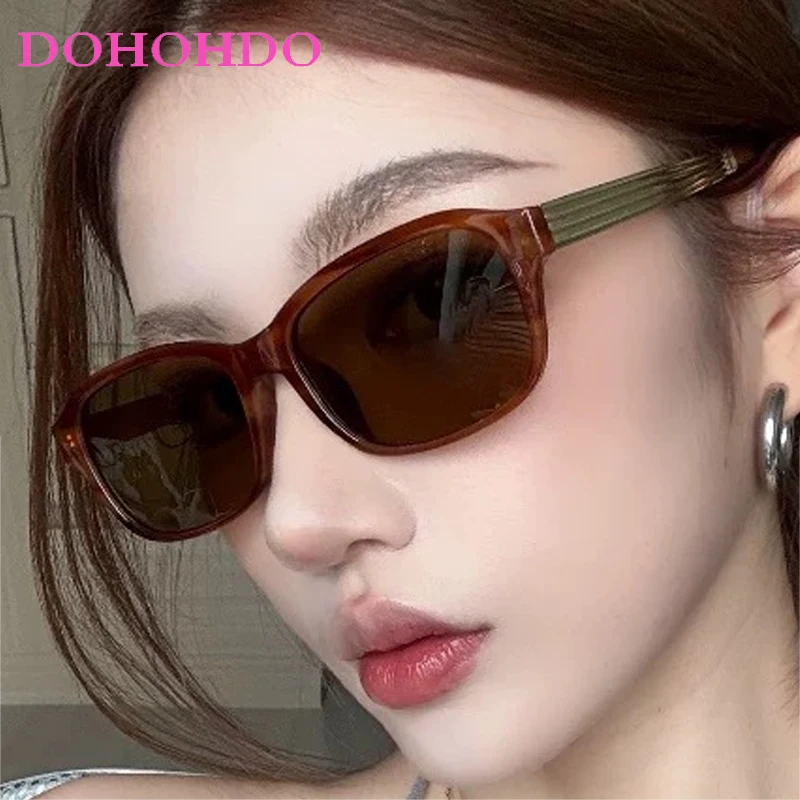 Vintage Classic Brand Designer Small Square Metal Sunglasses Woman Men Fashion Outdoor Travel Driving Shade Eyewear Unisex UV400
Vintage Classic Brand Designer Small Square Metal Sunglasses Woman Men Fashion Outdoor Travel Driving Shade Eyewear Unisex UV400