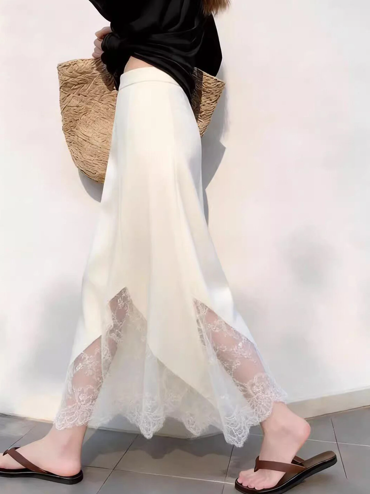 Slimming Lace Patchwork Design Commute Fashion Midi Skirt High Waist Style Korean Version Ladies' Spring Summer Skirts
Slimming Lace Patchwork Design Commute Fashion Midi Skirt High Waist Style Korean Version Ladies' Spring Summer Skirts