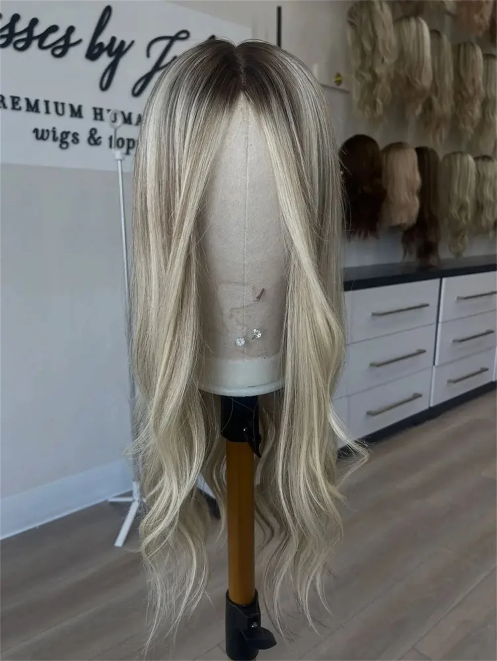 Ombre Ash Platinum Blonde Lace Front Wig HD Invisible PrePlucked Natural Hairline Hair Loose Wave Realistic Look Wig Cosplay Use
Ombre Ash Platinum Blonde Lace Front Wig HD Invisible PrePlucked Natural Hairline Hair Loose Wave Realistic Look Wig Cosplay Use