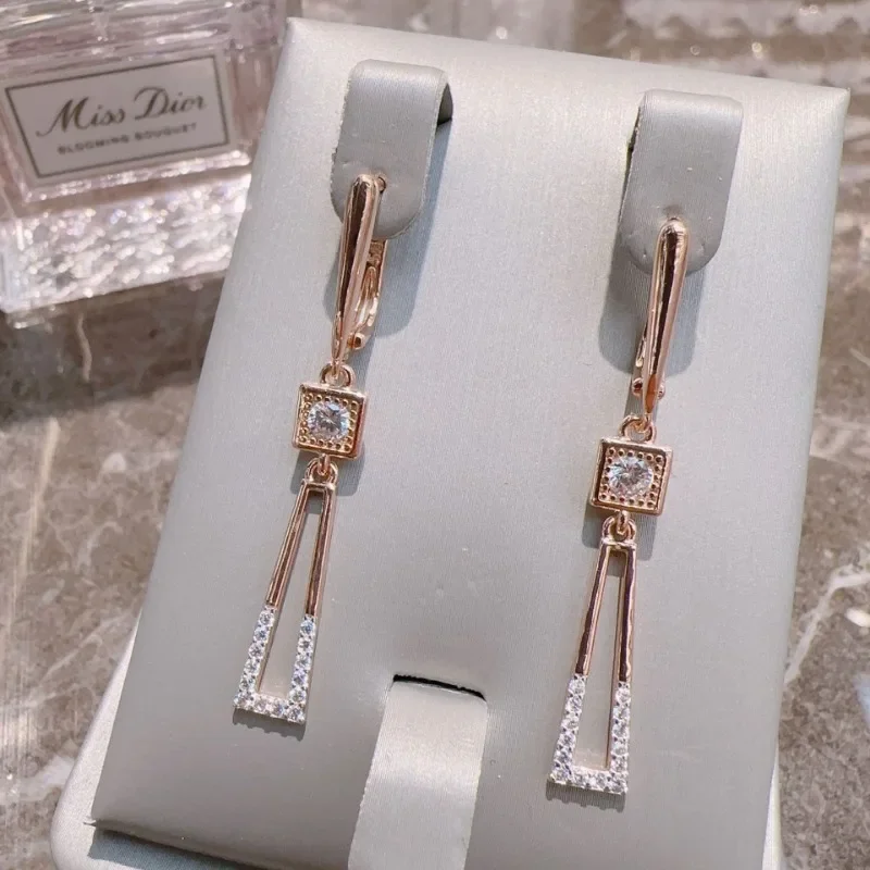 Korean Original Design Zircon Geometric Pendant Earrings for Women Fashion Personalized Earrings Jewelry Accessories Wholesale
Korean Original Design Zircon Geometric Pendant Earrings for Women Fashion Personalized Earrings Jewelry Accessories Wholesale