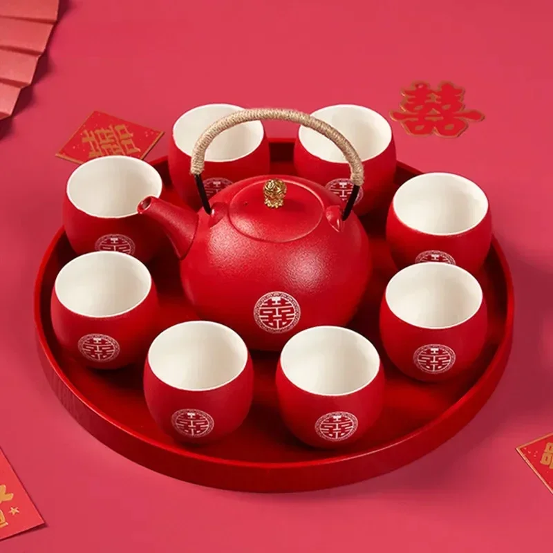 Boutique Ceramic Filter Tea Pot Set Household Tea Pot and Cup Set Chinese Style Wedding Red Teaware Gifts A Pot of Eight Cups
Boutique Ceramic Filter Tea Pot Set Household Tea Pot and Cup Set Chinese Style Wedding Red Teaware Gifts A Pot of Eight Cups