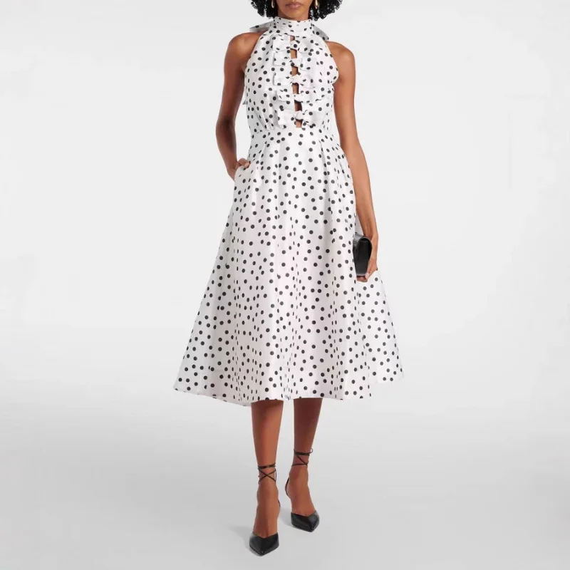 Polka Dress 2025 Summer Stand Collar Halter Backless Three-Dimensional Flower Cutout A- line Formal Mid-Length Dress
Polka Dress 2025 Summer Stand Collar Halter Backless Three-Dimensional Flower Cutout A- line Formal Mid-Length Dress