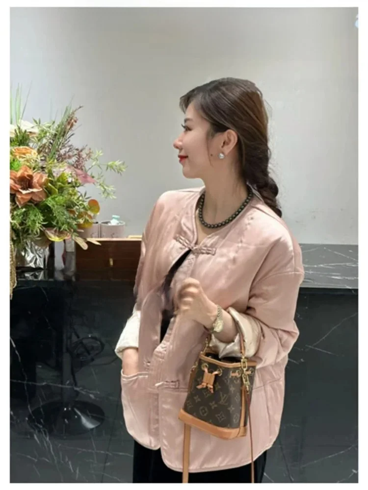 New Chinese Style Zen Pink Coat Women's Winter Fashion High End Cotton Clothes Retro National Long Sleeve Cotton Jacket
New Chinese Style Zen Pink Coat Women's Winter Fashion High End Cotton Clothes Retro National Long Sleeve Cotton Jacket