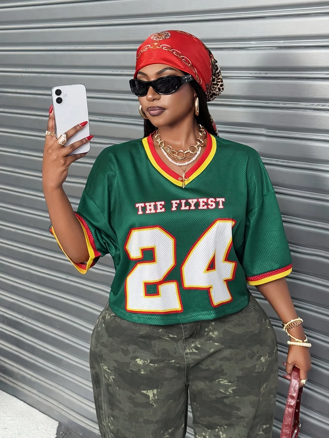Women's Green "THE FLYEST" 24 Graphic Oversized Jersey Top with Contrast Trim Casual Streetwear Tee
Women's Green "THE FLYEST" 24 Graphic Oversized Jersey Top with Contrast Trim Casual Streetwear Tee