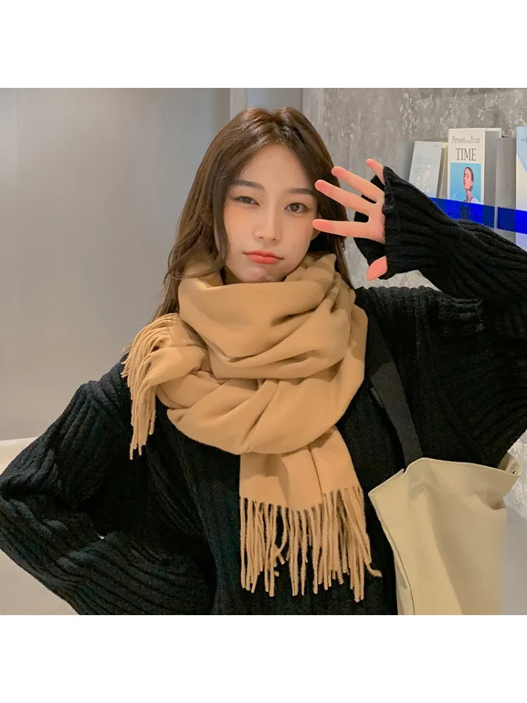 Wool and cashmere scarf for women in winter, pure color, new style, white shawl. Fall and winter men's imitation cashmere scarf.
Wool and cashmere scarf for women in winter, pure color, new style, white shawl. Fall and winter men's imitation cashmere scarf.