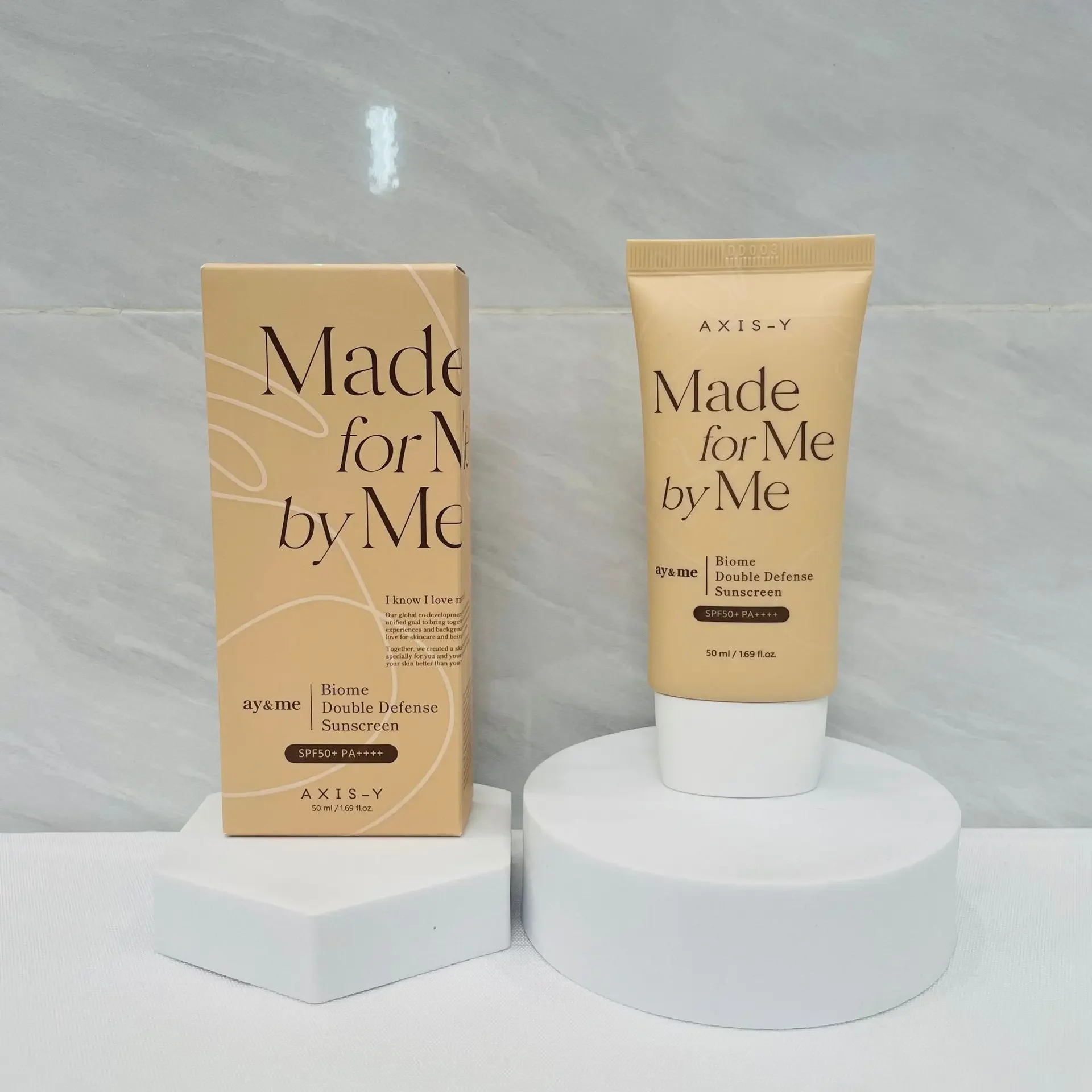AXIS-Y Made For Me By Me Sunscreen Double Isolation Cream Nourishes The Skin And Improves Skin Tone 50ml
AXIS-Y Made For Me By Me Sunscreen Double Isolation Cream Nourishes The Skin And Improves Skin Tone 50ml