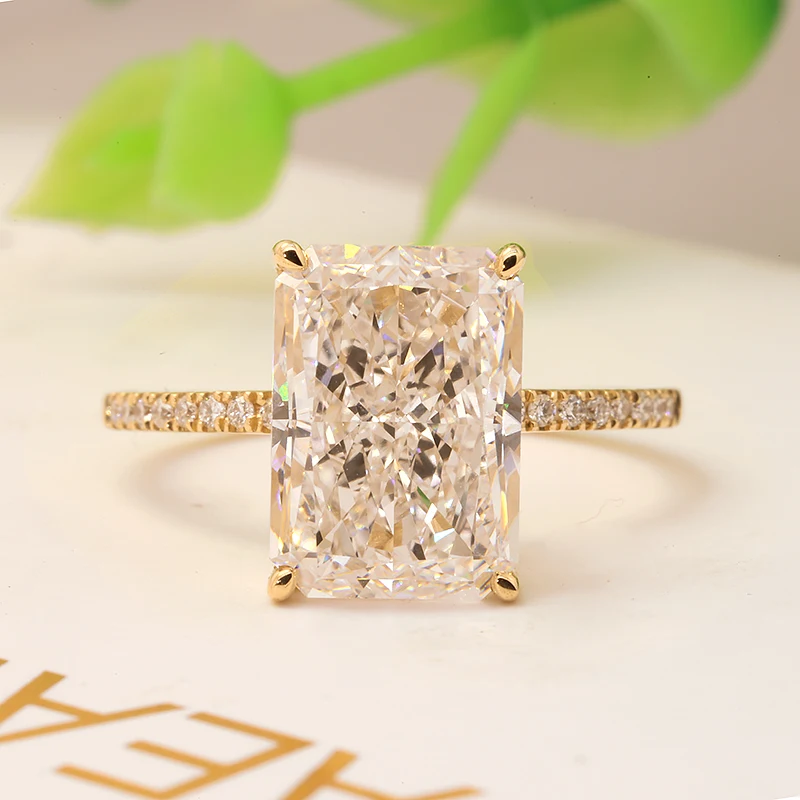 100% 14k yellow Gold 5CT EF Color VS-VVS Radiant Cut CVD HPHT Lab Grown Diamond Engagement Ring IGI Certificate
100% 14k yellow Gold 5CT EF Color VS-VVS Radiant Cut CVD HPHT Lab Grown Diamond Engagement Ring IGI Certificate