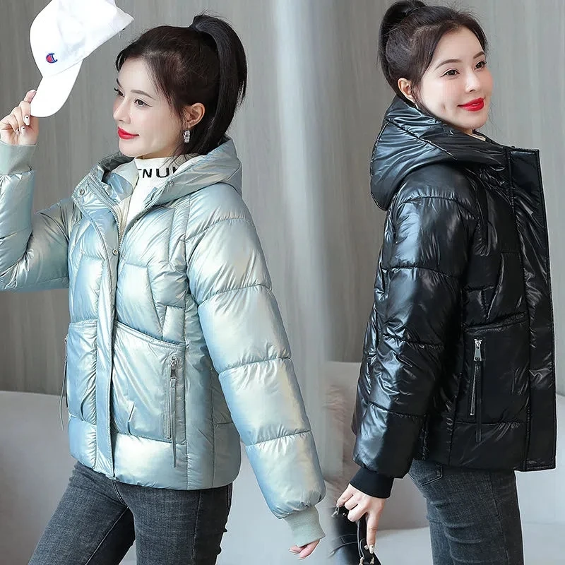 Winter Cotton Coats Women's 2022 New Glossy Cotton Parkas Jackets Winter Thicken Warm Down-Padded Coats Short Hooded Padded Coat
Winter Cotton Coats Women's 2022 New Glossy Cotton Parkas Jackets Winter Thicken Warm Down-Padded Coats Short Hooded Padded Coat