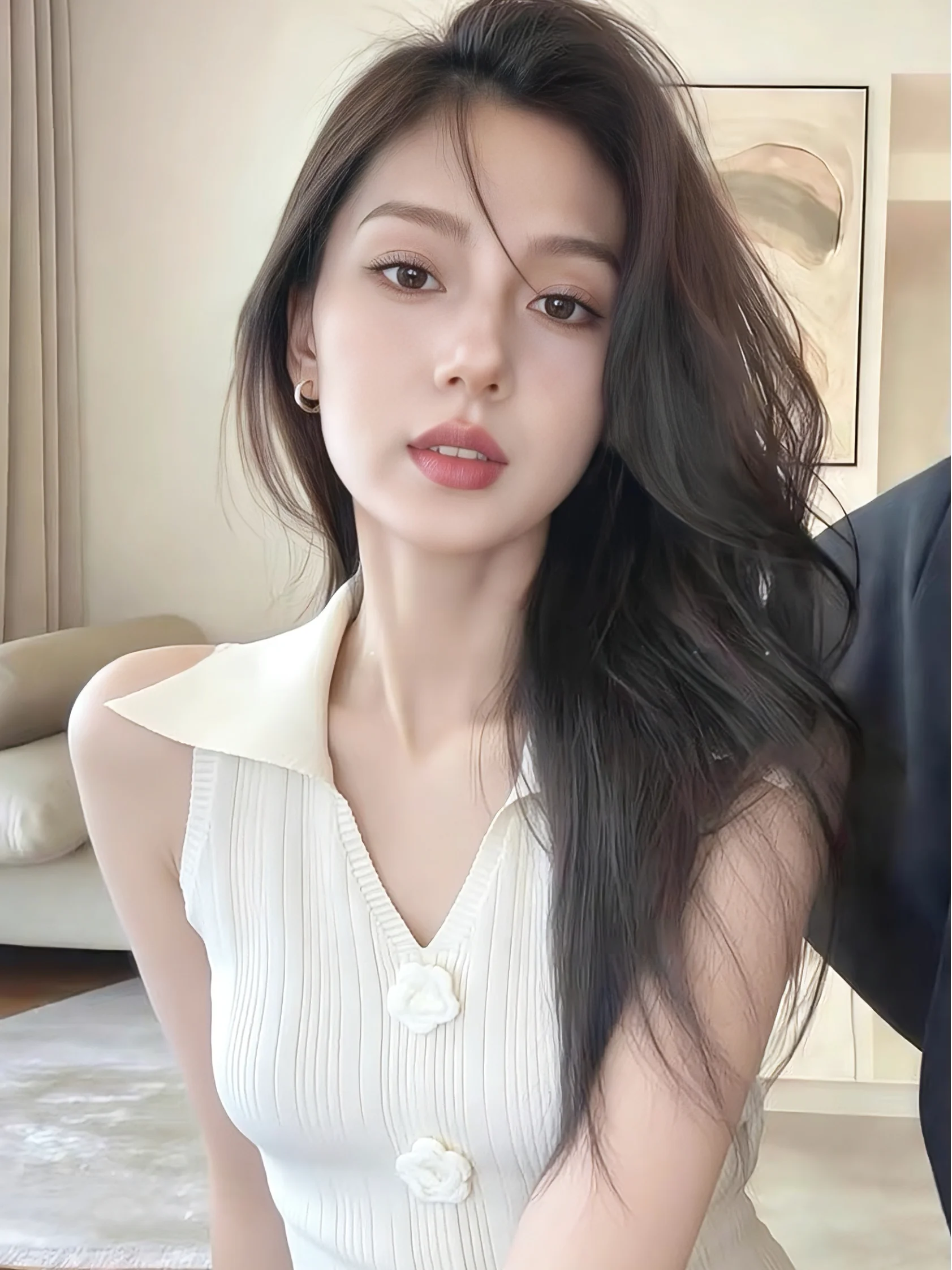 Summer New Style Women's Knitted Short Top Collar Strapless Self-Keeping Flower Decoration Korean Version Slim Fit Silk
Summer New Style Women's Knitted Short Top Collar Strapless Self-Keeping Flower Decoration Korean Version Slim Fit Silk