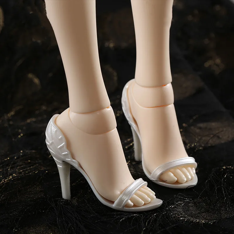 Doll Accessories For 1/4 BJD Doll Shoes White Sexy Resin High Heels Sandals Minifee Body Dollhouse Kids Toy Children
Doll Accessories For 1/4 BJD Doll Shoes White Sexy Resin High Heels Sandals Minifee Body Dollhouse Kids Toy Children
