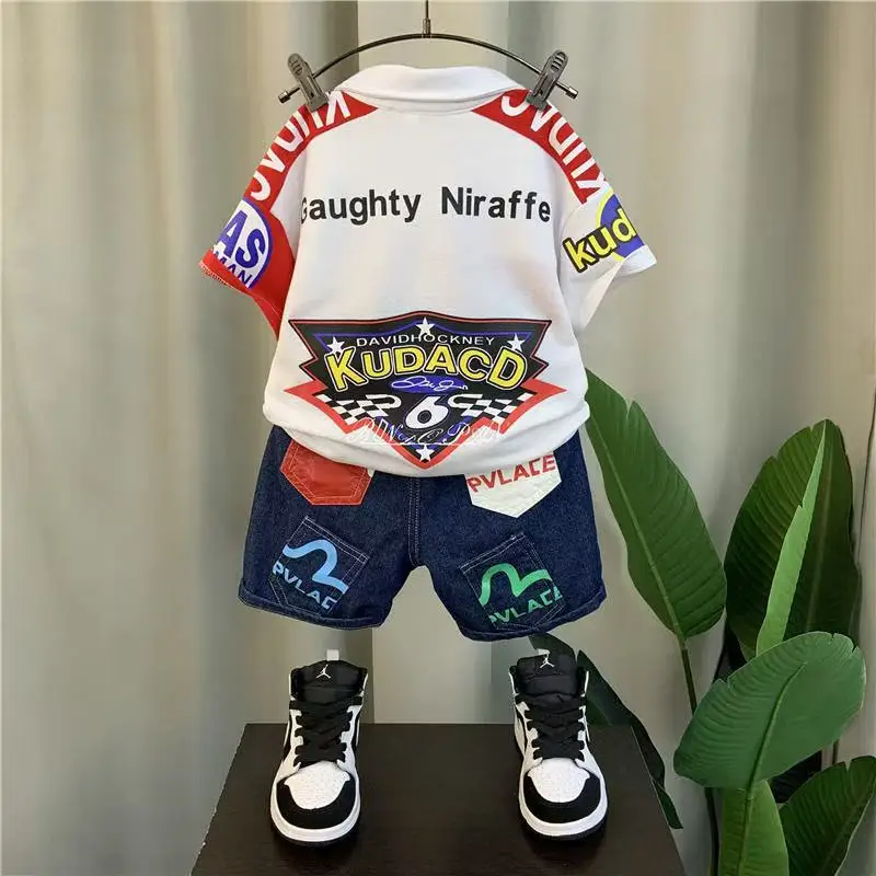 Boys Summer Suit Suit 2025 New Foreign Style Baby Short-sleeved Clothes Children Summer Cool 90-150cm Kids Outfits
Boys Summer Suit Suit 2025 New Foreign Style Baby Short-sleeved Clothes Children Summer Cool 90-150cm Kids Outfits